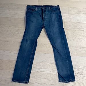 Levi jeans